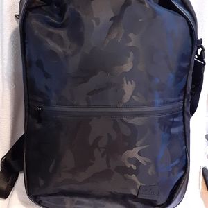 Gry Mattr by Joe Mimran Travel Essentials Backpack